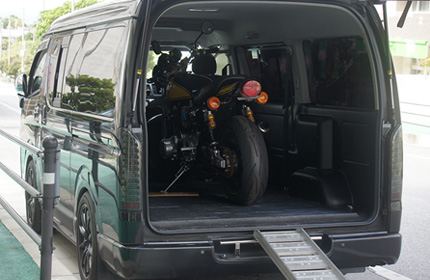 沖縄県宜野湾市のバイク車検専門店アップ