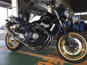 ｃｂ４００ｓｆスペック３ チタン フルエキ オーリンズ 創業以来500台以上の実績 沖縄でバイク車検のことならバイク車検専門店アップ